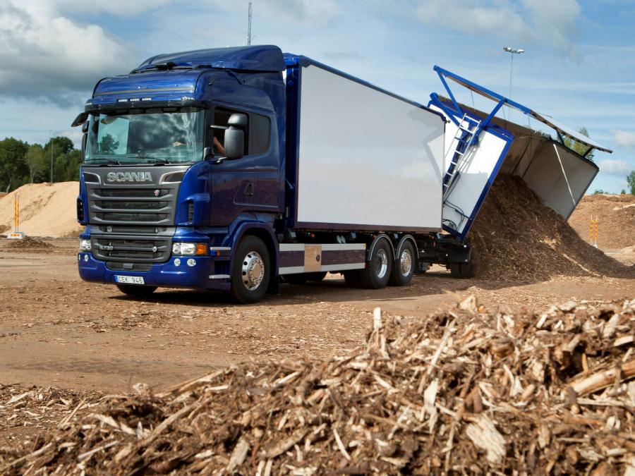  Scania R730 6x2 Highline 2010 года  (фото 2 из 5)